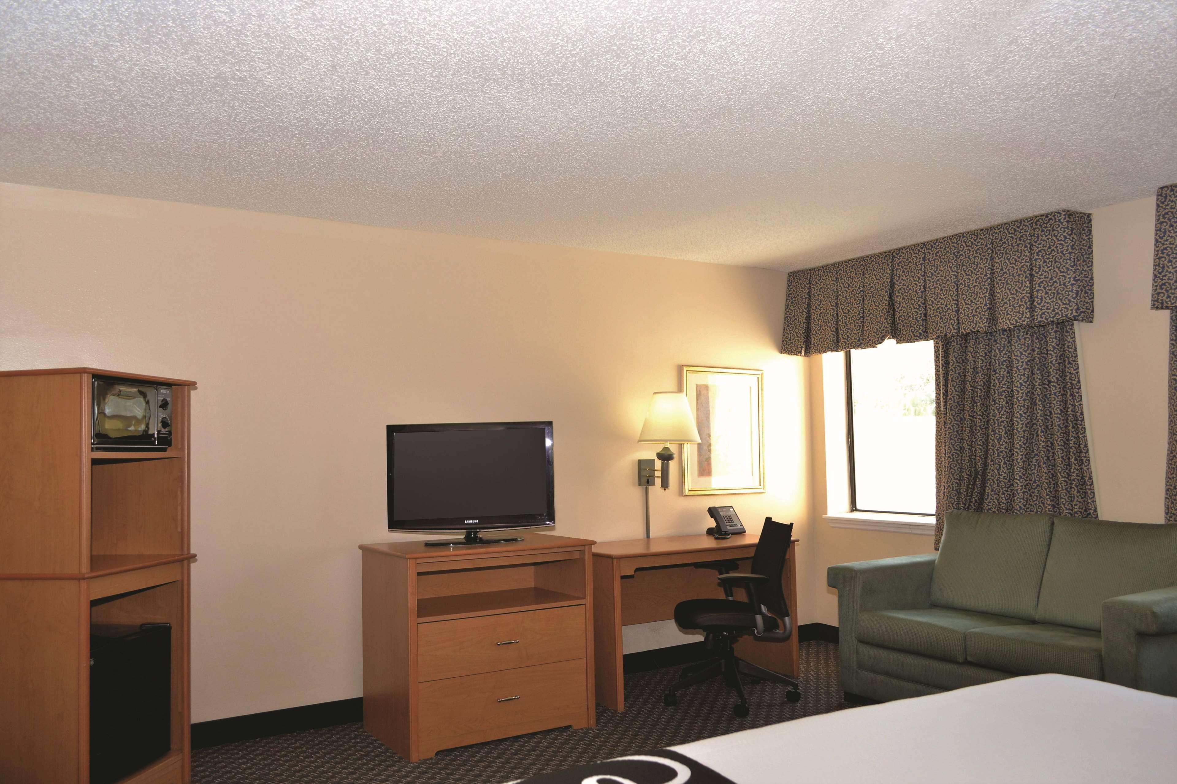 La Quinta By Wyndham Tampa Fairgrounds - Casino Hotel Mango Ngoại thất bức ảnh