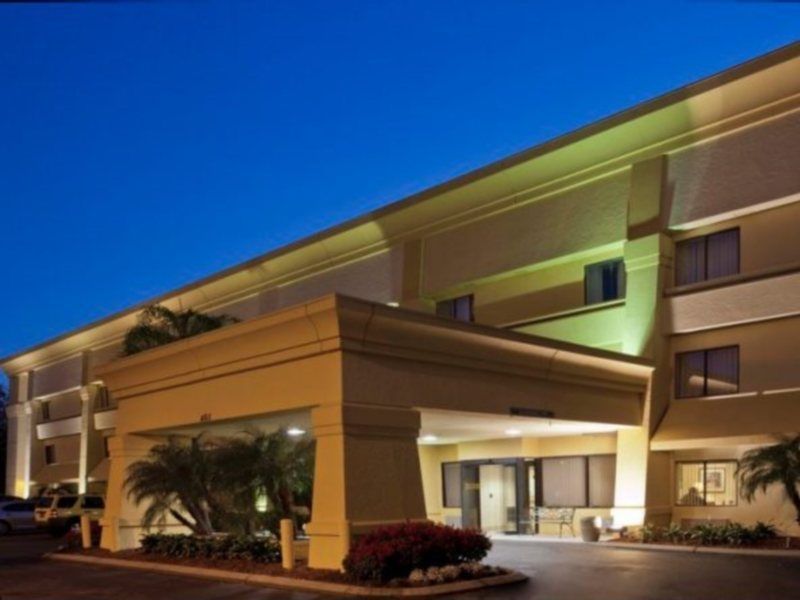 La Quinta By Wyndham Tampa Fairgrounds - Casino Hotel Ngoại thất bức ảnh